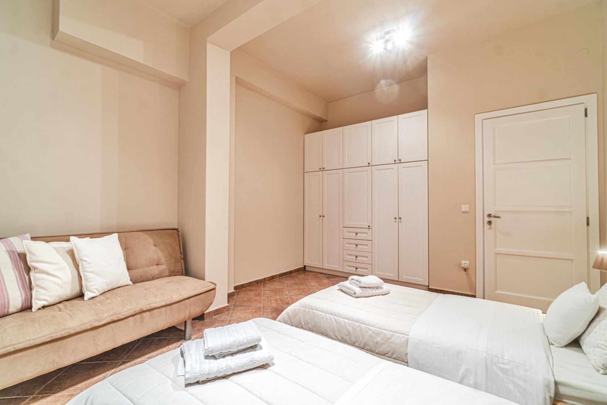 Irida Villa - Sea & Sunset Flats By Explore Andros Batsi  Room photo